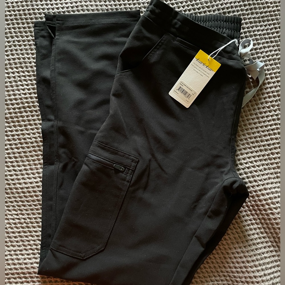 Figs yola/skinny scrub pants-black, small regular length